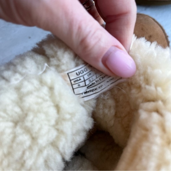 ** Ugg Classic Short Boot Brown Chestnut Womens 5 EU 36 - Picture 10 of 10